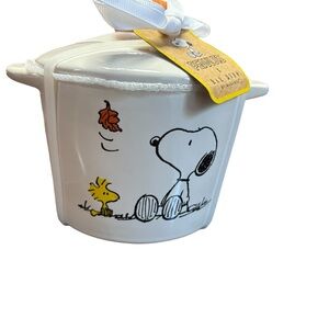 New Peanuts Snoopy and Woodstock “Give Thanks” Baking Dish with Lid
